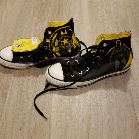 Converse Shoes - Batman Hi Top Converse